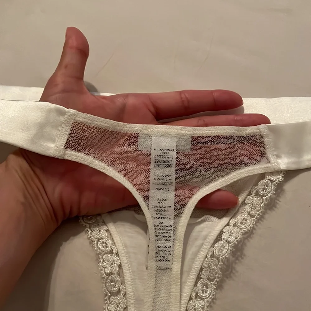 La Perla white thong. NWOT - Picture 7 of 8